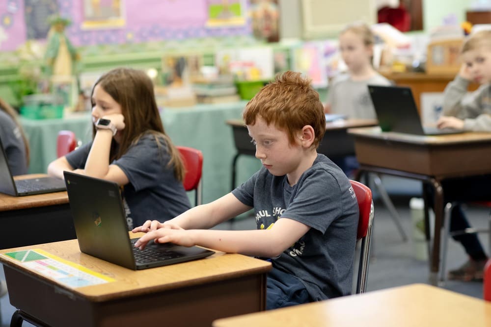 student-with-laptop